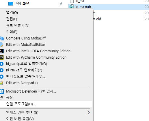Alt text